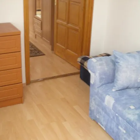 Sasi Apartmanhaz Strigoniu