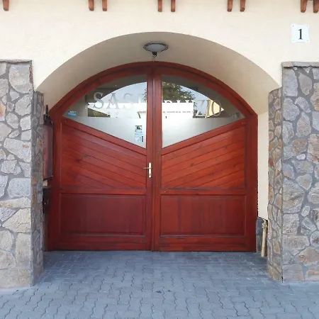 Sasi Apartmanhaz
